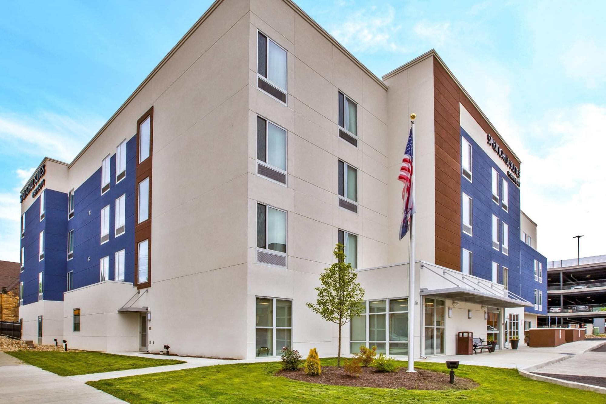 Springhill Suites By Marriott Pittsburgh Butler/Centre City Exterior photo