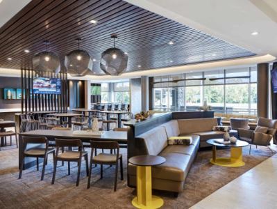 Springhill Suites By Marriott Pittsburgh Butler/Centre City Exterior photo